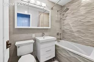 635 W 42nd St, New York City, NY 10036 - Photo 14