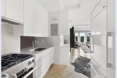 100 Central Park S #6A, New York, NY 10019 - Photo 8