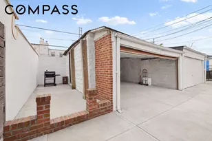 742 44th St, New York City, NY 11220 - Photo 22