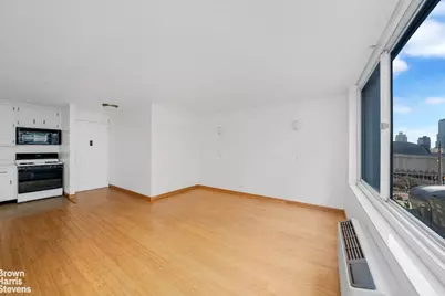 333 E 45th Street #7B, New York City, NY 10017 - Photo 2