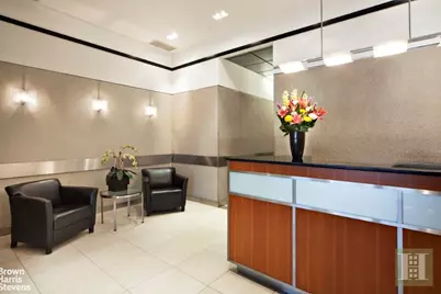 333 E 45th Street #7B, New York City, NY 10017 - Photo 16