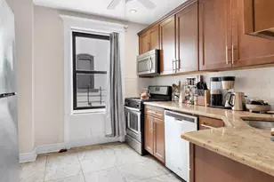 571 8th St, New York City, NY 11215 - Photo 6