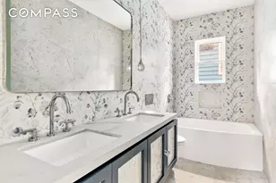 467 Stratford Rd, New York City, NY 11218 - Photo 14