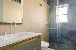 467 Stratford Rd, New York City, NY 11218 - Photo 16