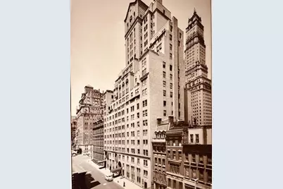 111 E 56th Street #712, New York City, NY 10022 - Photo 12