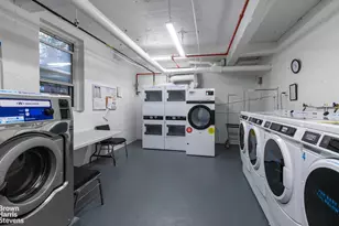 143 Bennett Ave, New York City, NY 10040 - Photo 12