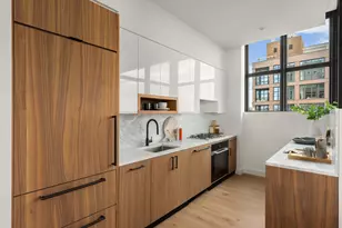 29 Huron St, New York City, NY 11222 - Photo 4