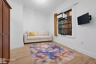 140 W 69th St, New York, NY 10023 - Photo 6