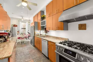 517 E 87th St, New York City, NY 10128 - Photo 8
