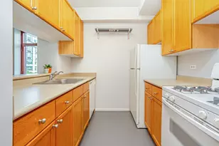 4-74 48th Ave, Long Island City, NY 11109 - Photo 8