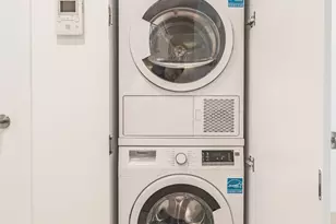 30-05 Vernon Blvd, Astoria, NY 11102 - Photo 6