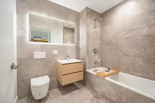 30-05 Vernon Blvd, New York City, NY 11102 - Photo 4