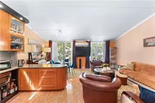 328 101st St, New York City, NY 11209 - Photo 4