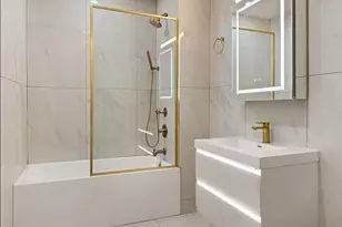 323 S 5th St, New York City, NY 11211 - Photo 6