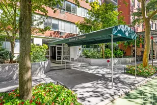 15 W 12th St, New York City, NY 10011 - Photo 12