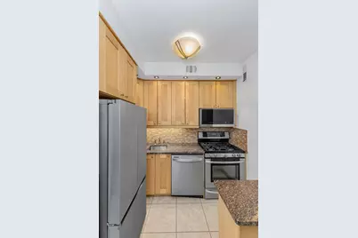 305 E 24th Street #PH-J, New York City, NY 10010 - Photo 4