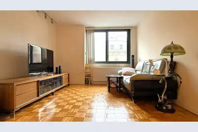 376 Broadway #7-C, New York City, NY 10013 - Photo 1