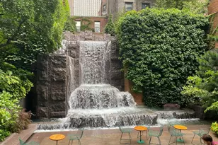 310 E 46th St, New York City, NY 10017 - Photo 20
