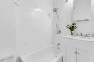 140 W 69th St, New York City, NY 10023 - Photo 6