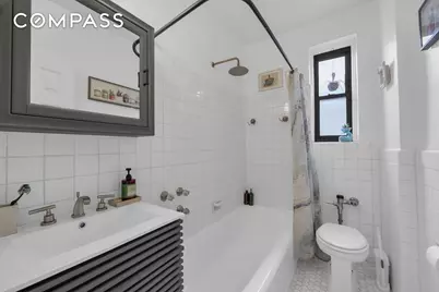 55 E 190th Street #59, New York City, NY 10468 - Photo 10