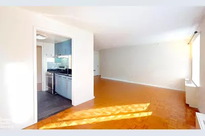 300 W 135th Street #4J, New York City, NY 10030 - Photo 10