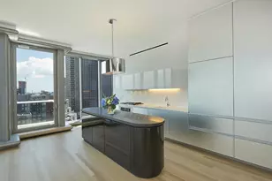 56 Leonard St, New York, NY 10013 - Photo 2