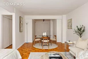 335 E 51st St, New York City, NY 10022 - Photo 4