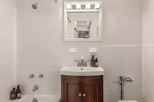 335 E 51st St, New York City, NY 10022 - Photo 6