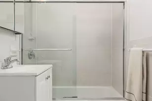 1160 3rd Ave, New York, NY 10065 - Photo 8