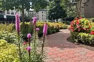 250 E 87th St, New York City, NY 10128 - Photo 18