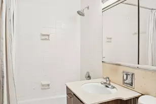 155 W 68th St, New York City, NY 10023 - Photo 4