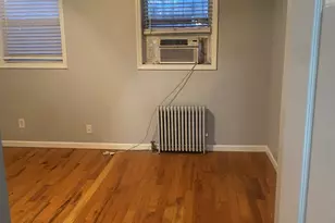 454 Lorimer St, New York City, NY 11206 - Photo 2