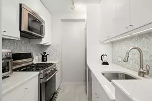 7 E 14th St, New York City, NY 10003 - Photo 4