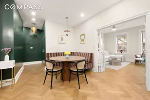 233 W 21st St, New York, NY 10011 - Photo 2