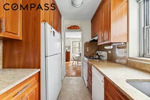 400 E 56th St, New York City, NY 10022 - Photo 2