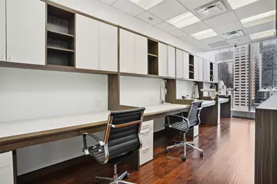 50 W 47th Street #1711, New York City, NY 10036 - Photo 4