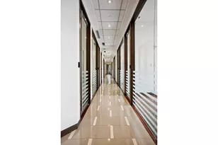 50 W 47th St, New York City, NY 10036 - Photo 2