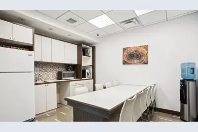 50 W 47th Street #1711, New York City, NY 10036 - Photo 8