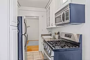 7261 Shore Rd, New York City, NY 11209 - Photo 4