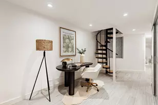 214 W 16th St, New York City, NY 10011 - Photo 8