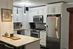 305 E 40th St, New York, NY 10017 - Photo 18