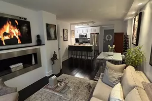 305 E 40th St, New York, NY 10017 - Photo 14