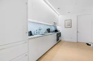 15 W 61st St, New York, NY 10023 - Photo 2