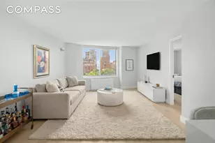 303 Greenwich St, New York City, NY 10013 - Photo 1