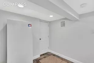 215 Lawrence Ave, New York City, NY 10310 - Photo 28