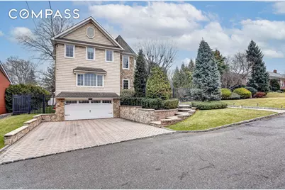 215 Lawrence Avenue, New York City, NY 10310 - Photo 36