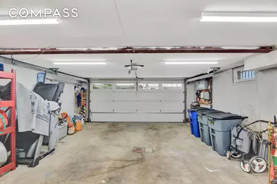 215 Lawrence Avenue, New York City, NY 10310 - Photo 30