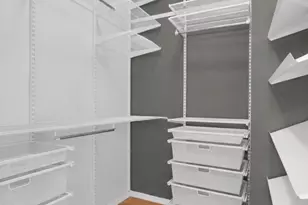 399 E 78th St, New York, NY 10021 - Photo 4