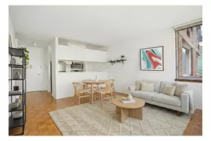 235 E 40th St, New York City, NY 10016 - Photo 4