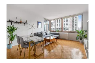 235 E 40th St, New York City, NY 10016 - Photo 24